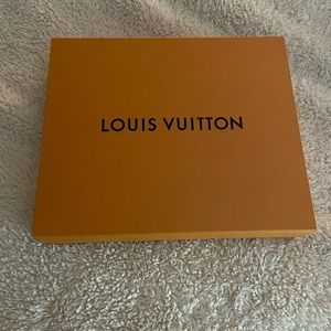 Louis Vuitton box